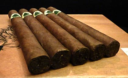 Kuba – země zaslíbená tabáku a kvalitním doutníkům!